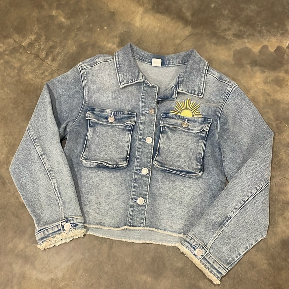 Embroidered Sun Denim Jacket soft Evsie Maurice’s brand crop L girls 11/12